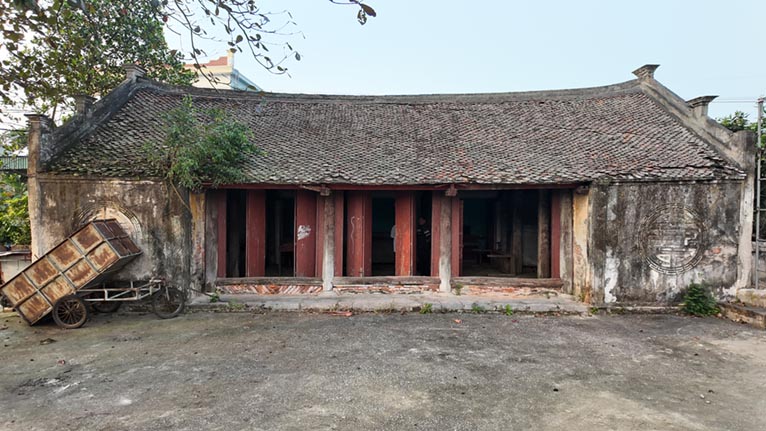 Ngôi Nhà cổ 150 Năm Của gia Tộc Họ KHỔNG giàu có Gia Đình Đại Địa Chủ Cụ Hàn BẠCH, Một Viên Quan Triều NGUYỄN Thời Vua Tự Đ.ức Thứ 36.